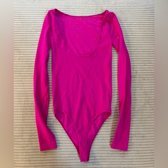 Good American Sculpting Scoop Long Sleeve Body in Ballerina Pink004 NWOT - Picture 5 of 6